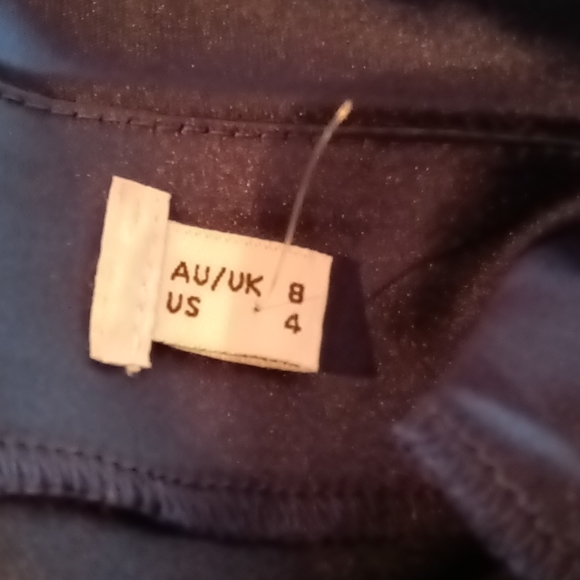 NWOT PETAL & PUP CYPRESS DRESS IN NAVY - Picture 9 of 10